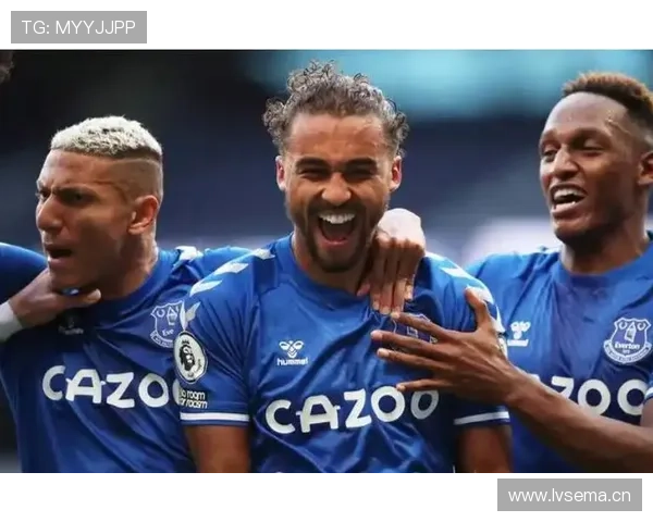 英超直播免费观看全攻略高清流畅实时赛程解说手机电脑都能看体验