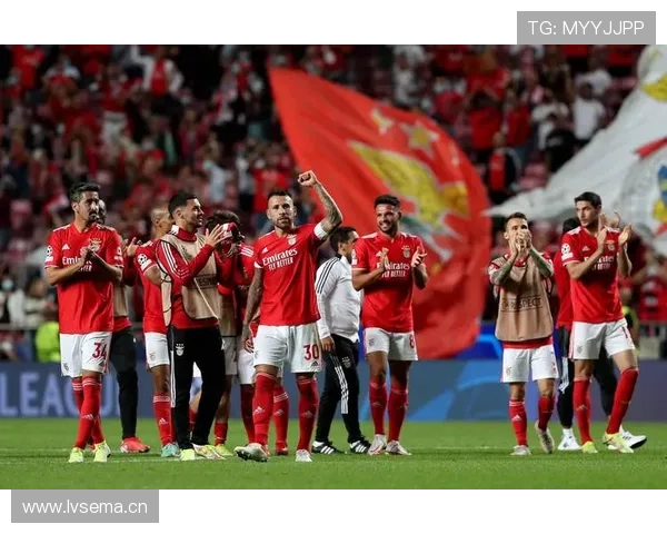 意甲赛季最新动态：豪门对决与黑马崛起分析