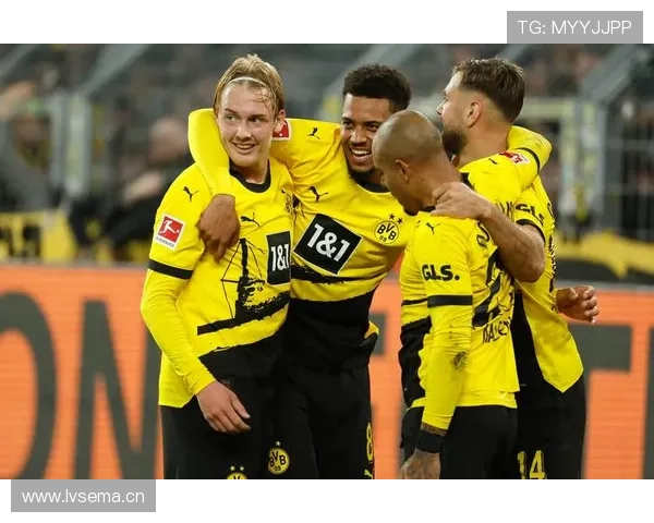 德甲最新赛季精彩回顾：强队争锋，黑马崛起，未来走势分析